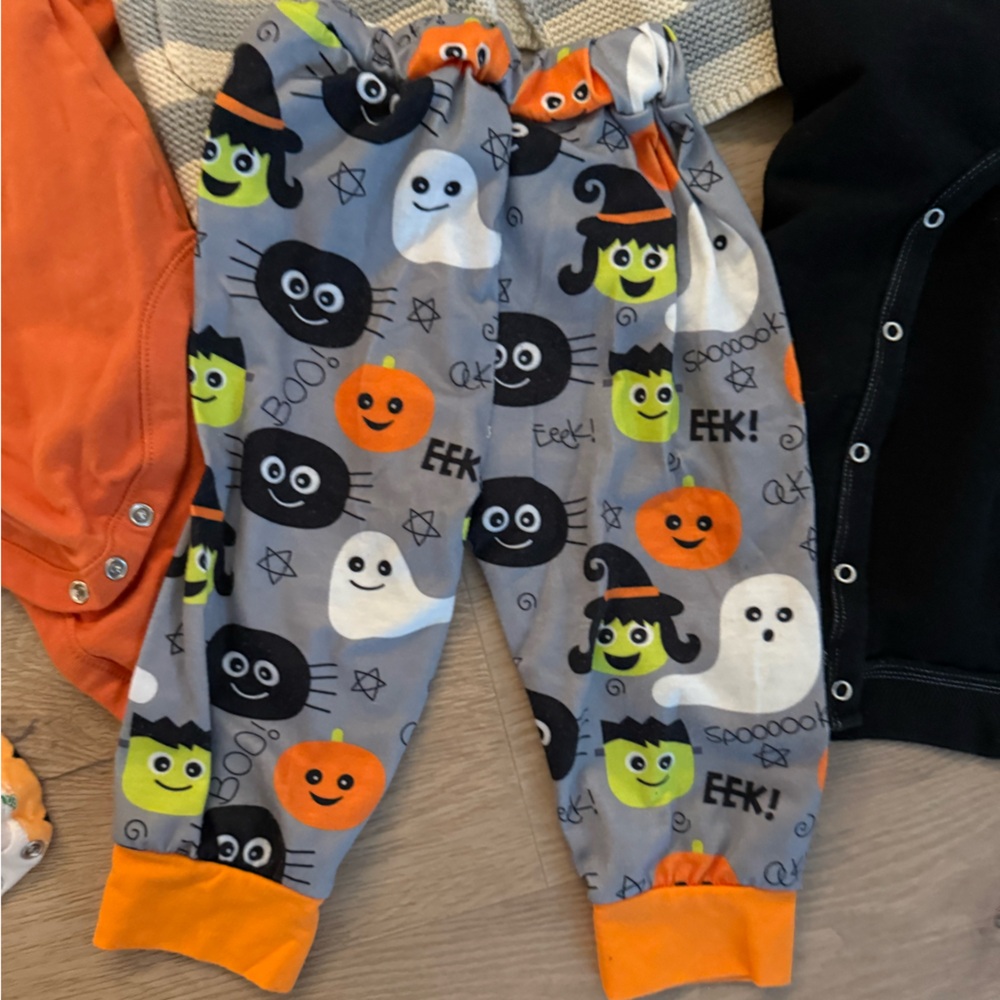 Kids Halloween Clothing Bundle - Picture 4 of 10